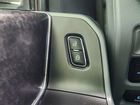 Used 2022 Ford F150 XLT w/ Equipment Group 302A High image 33