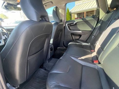 Used 2015 Volvo XC60 T6 image 13