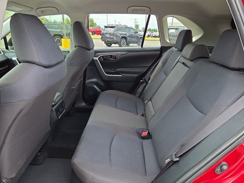 Used 2025 Toyota RAV4 LE AWD/4WD image 10
