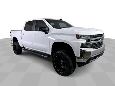 Used 2020 Chevrolet Silverado 1500 LT w/ Texas Edition AWD/4WD image 2