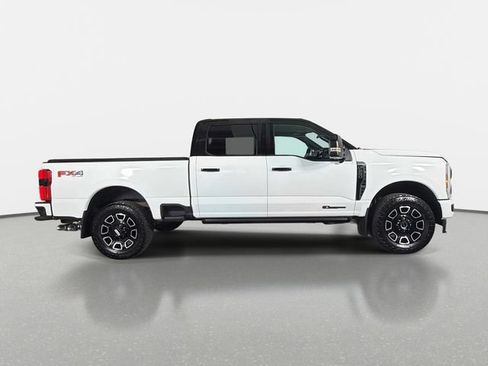 Used 2025 Ford F250 Platinum AWD/4WD image 3