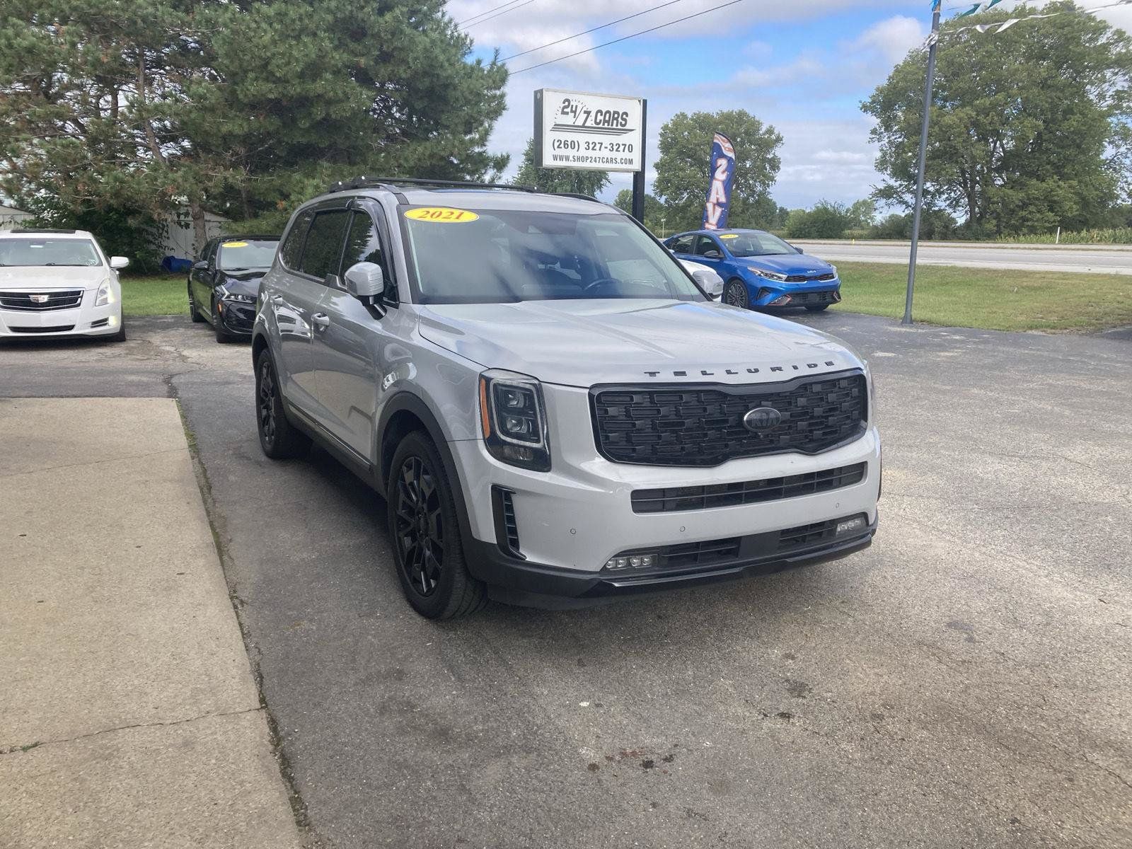 Used 2021 Kia Telluride SX w/ Nightfall Edition Package AWD/4WD image 3