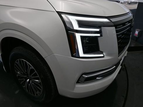 New 2026 Nissan Armada SL w/ Captain's Chari Seat Package image 19