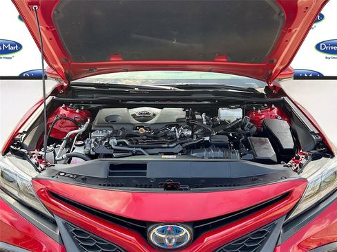 Used 2024 Toyota Camry SE w/ Audio Upgrade Package FWD image 28