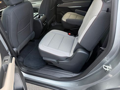 New 2026 Chevrolet Traverse LT FWD image 18