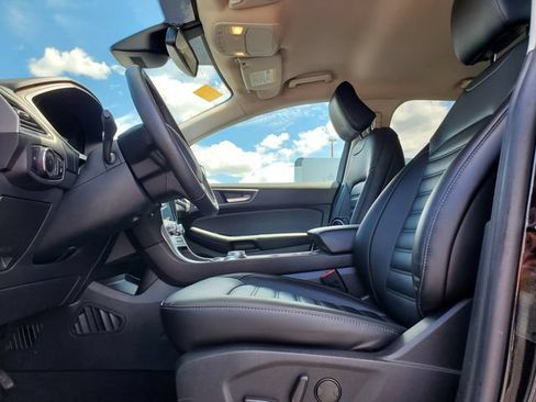 Certified 2024 Ford Edge SEL w/ Convenience Package AWD/4WD image 5