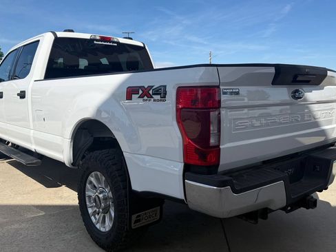 Used 2021 Ford F250 XLT w/ XLT Value Package AWD/4WD image 7