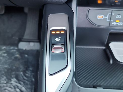 New 2026 Kia Sorento S w/ S Panoramic Sunroof Package image 13