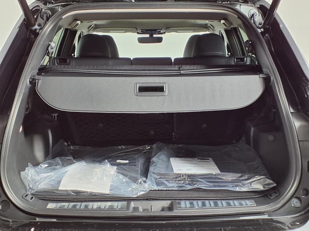 Used 2025 Mitsubishi Outlander SE FWD image 13