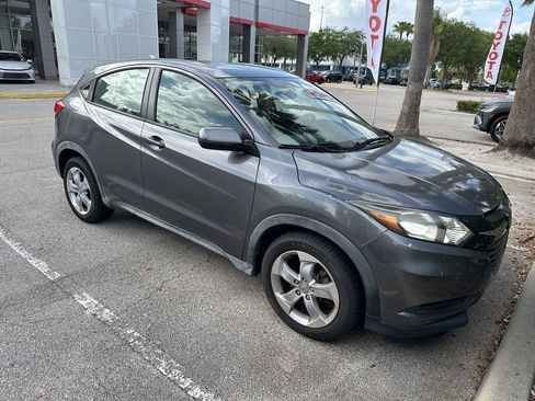 Used 2016 Honda HR-V LX image 16