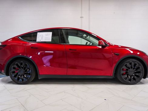 Used 2024 Tesla Model Y Performance AWD/4WD image 30