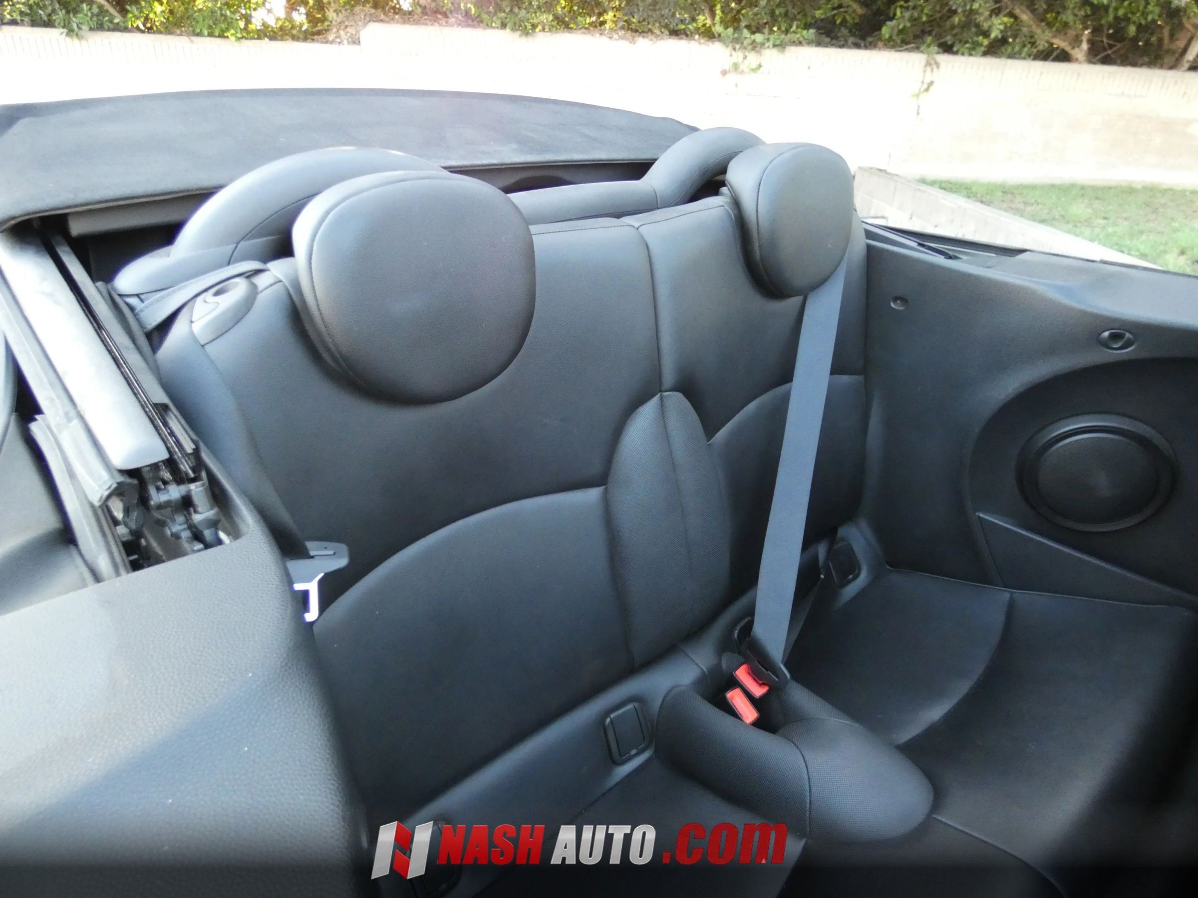 Used 2015 MINI Cooper Convertible FWD image 33