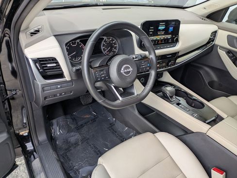 Used 2023 Nissan Rogue SL w/ SL Premium Package image 12