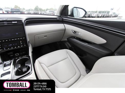 Used 2024 Hyundai Tucson Limited AWD/4WD image 11