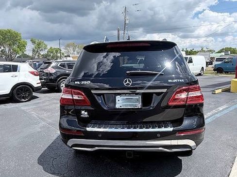 Used 2012 Mercedes-Benz ML 350 BlueTEC 4MATIC image 6