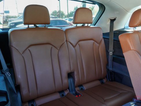 Used 2019 Audi Q7 3.0T Prestige w/ Prestige Package image 23