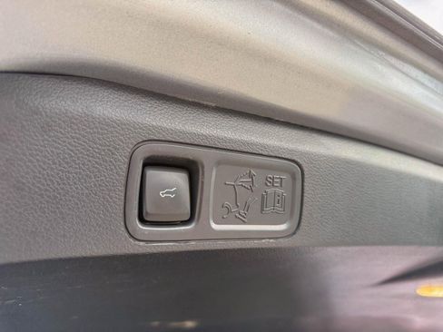 Used 2022 Lincoln Navigator Reserve image 13