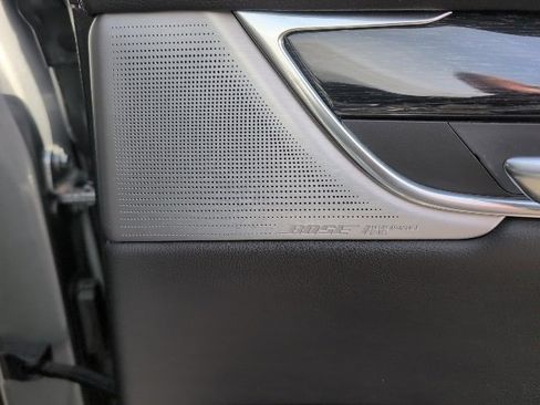 Used 2020 Cadillac XT5 Premium Luxury image 21