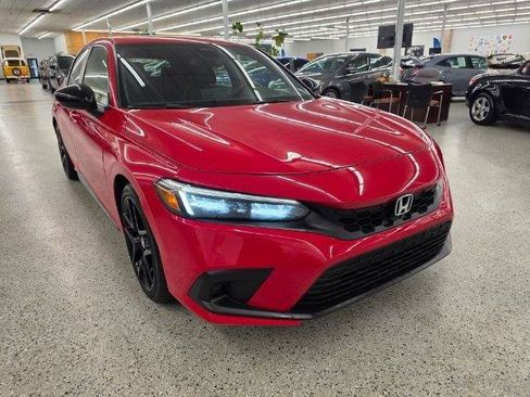 Used 2023 Honda Civic Sport image 4