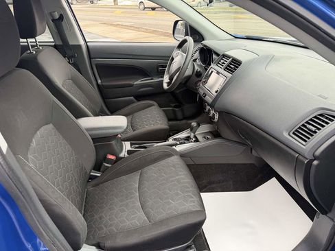 Used 2020 Mitsubishi Outlander Sport ES image 19