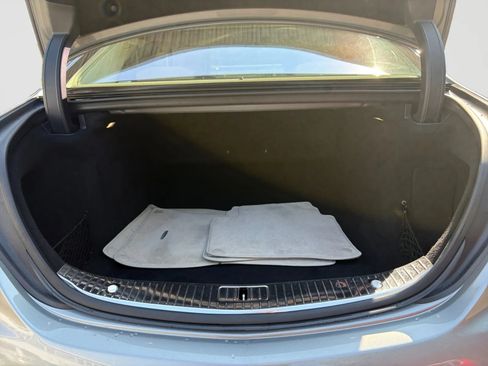 Used 2014 Mercedes-Benz S 550 Sedan image 16