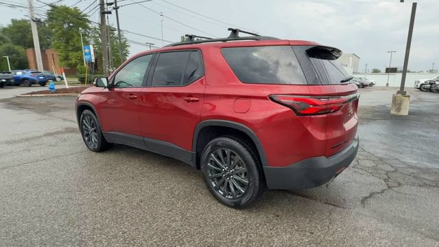 Used 2023 Chevrolet Traverse RS w/ LPO, Floor Liner Package AWD/4WD image 6