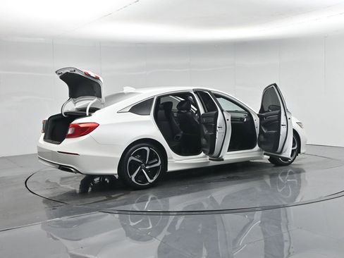 Used 2020 Honda Accord Sport image 5