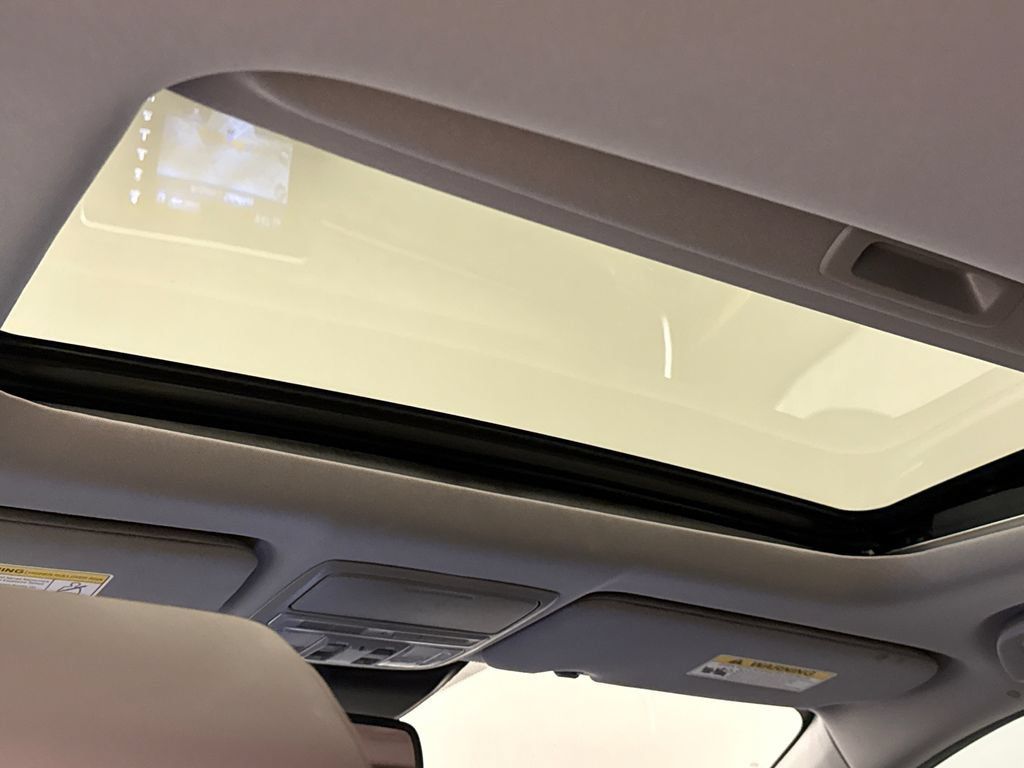 Used 2022 Honda CR-V Touring image 13