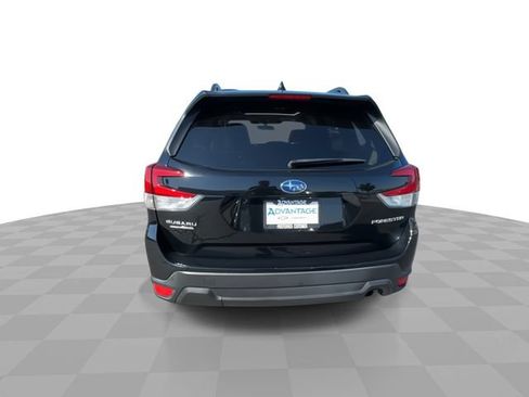 Used 2024 Subaru Forester Premium AWD/4WD image 7