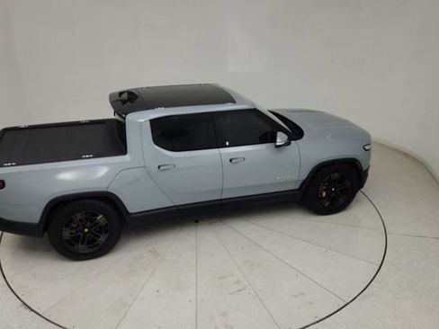 Used 2022 Rivian R1T Adventure AWD/4WD image 28