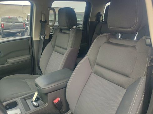 Used 2023 Nissan Frontier SV w/ SV Convenience Package AWD/4WD image 12