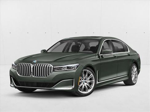 Used 2021 BMW 740i w/ M Sport Package RWD image 1