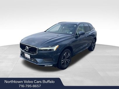Used 2021 Volvo XC60 T5 Momentum w/ Premium Package