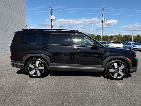 Used 2025 Hyundai Santa Fe Limited image 24