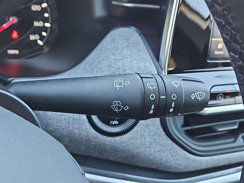 New 2026 Jeep Compass Latitude image 25