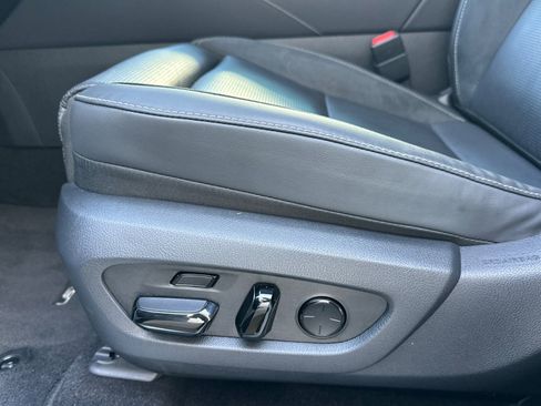 Certified 2025 Lexus RX 450h AWD w/ Luxury Package image 14