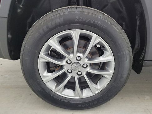 Used 2021 Jeep Cherokee Latitude Lux w/ Trailer Tow Group AWD/4WD image 31