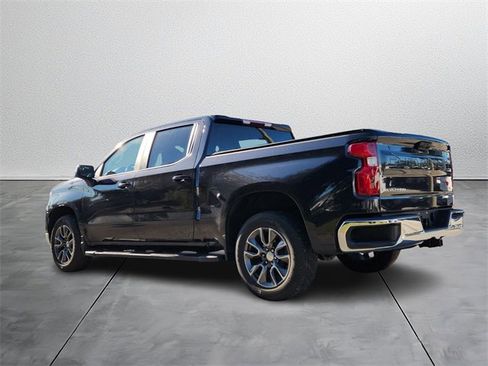 Used 2022 Chevrolet Silverado 1500 LT w/ Protection Package image 3