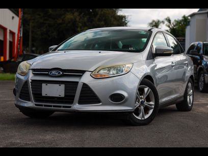 Used 2014 Ford Focus SE w/ SE Winter Package