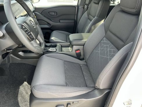 New 2026 Nissan Frontier SV w/ SV Convenience Package image 16