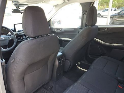 Used 2024 Ford Escape Active image 18