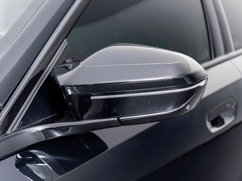 Used 2025 BMW M5 w/ Executive Package image 55