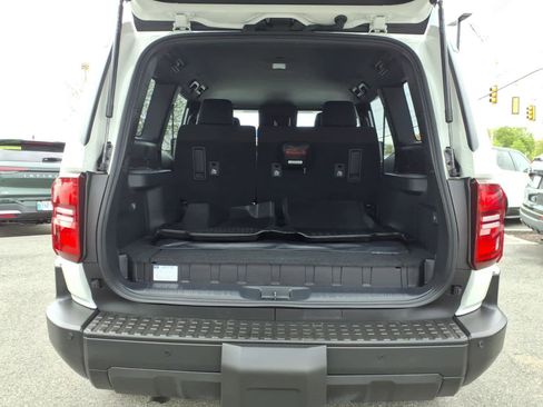 Used 2025 Toyota Land Cruiser 1958 AWD/4WD image 15