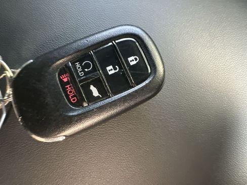 Used 2024 Honda HR-V Sport image 28