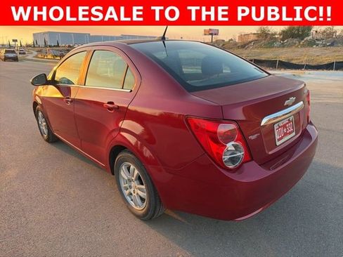 Used 2014 Chevrolet Sonic LT image 5