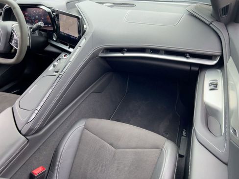 Certified 2021 Chevrolet Corvette Stingray Preferred Cpe w/ Z51 Performance Package image 29