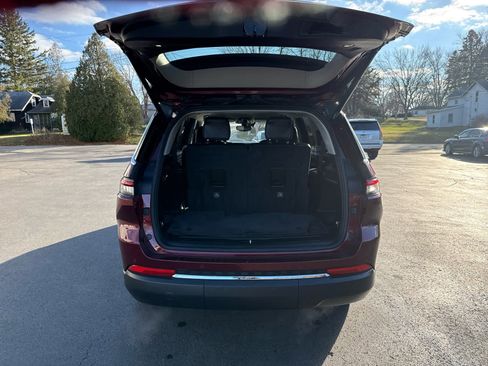 Used 2021 Jeep Grand Cherokee L Limited image 17