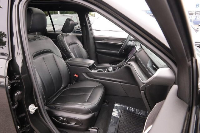Used 2024 Jeep Grand Cherokee Limited 4xe AWD/4WD image 27