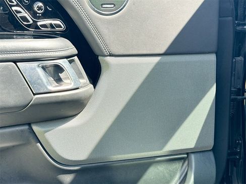 Used 2021 Land Rover Range Rover Long Wheelbase Autobiography image 20