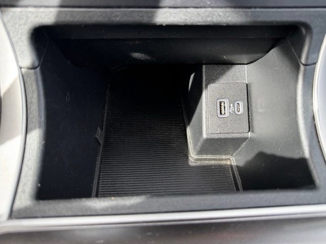 Used 2024 Ford Edge SEL AWD/4WD image 28